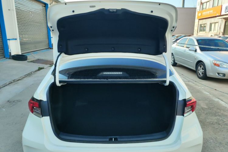 Toyota Corolla 2025 car image #19