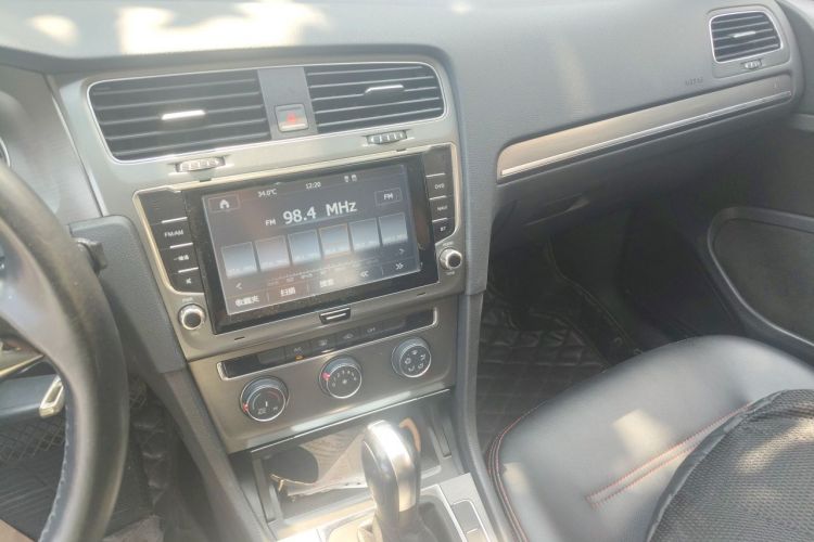 Volkswagen Golf 2015 #13 Volkswagen Golf 2015 car image #13