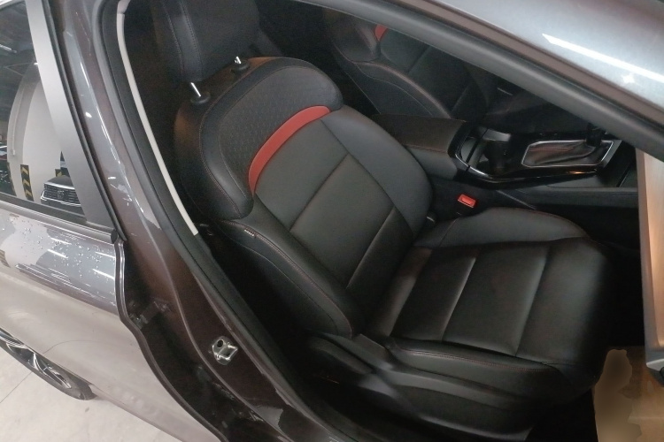 MG 5 2024 صورة سيارة #24