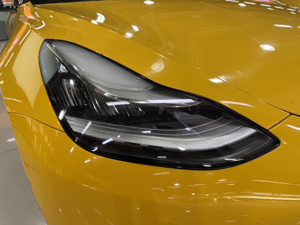 Tesla Model 3 2020 car image #13