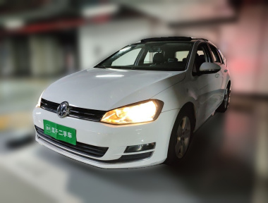 Volkswagen Golf 2016 Volkswagen Golf 2016 immagine di auto