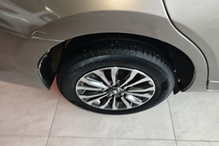 Toyota Corolla 2017 car image #10