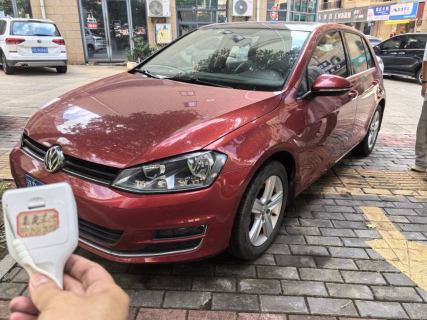 Volkswagen Golf 2016 car image 