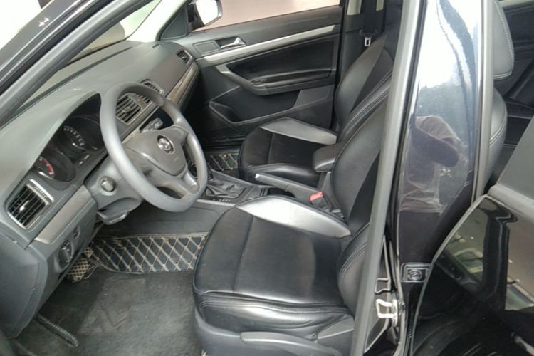 Volkswagen Lavida 2017 car image #15