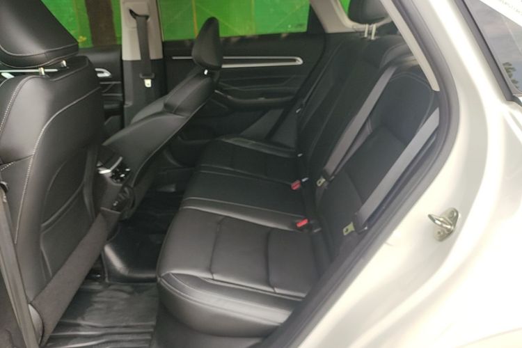 GEELY Emgrand 2025 car image #13