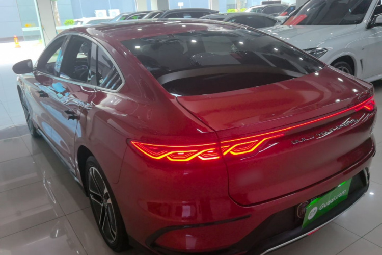 BYD Han 2023 #5 BYD Han 2023 car image #5