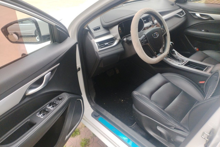 GEELY Emgrand 2018 #13 GEELY Emgrand 2018 car image #13