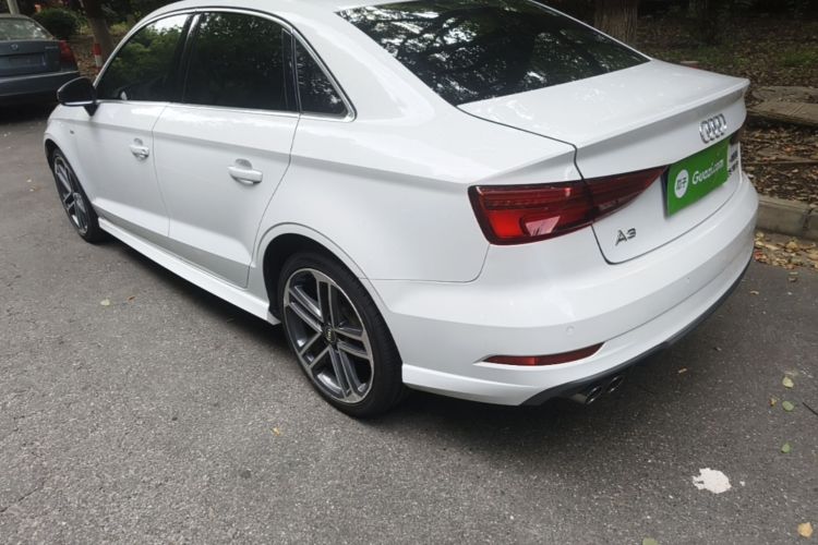 Audi A3 2018 car image #7