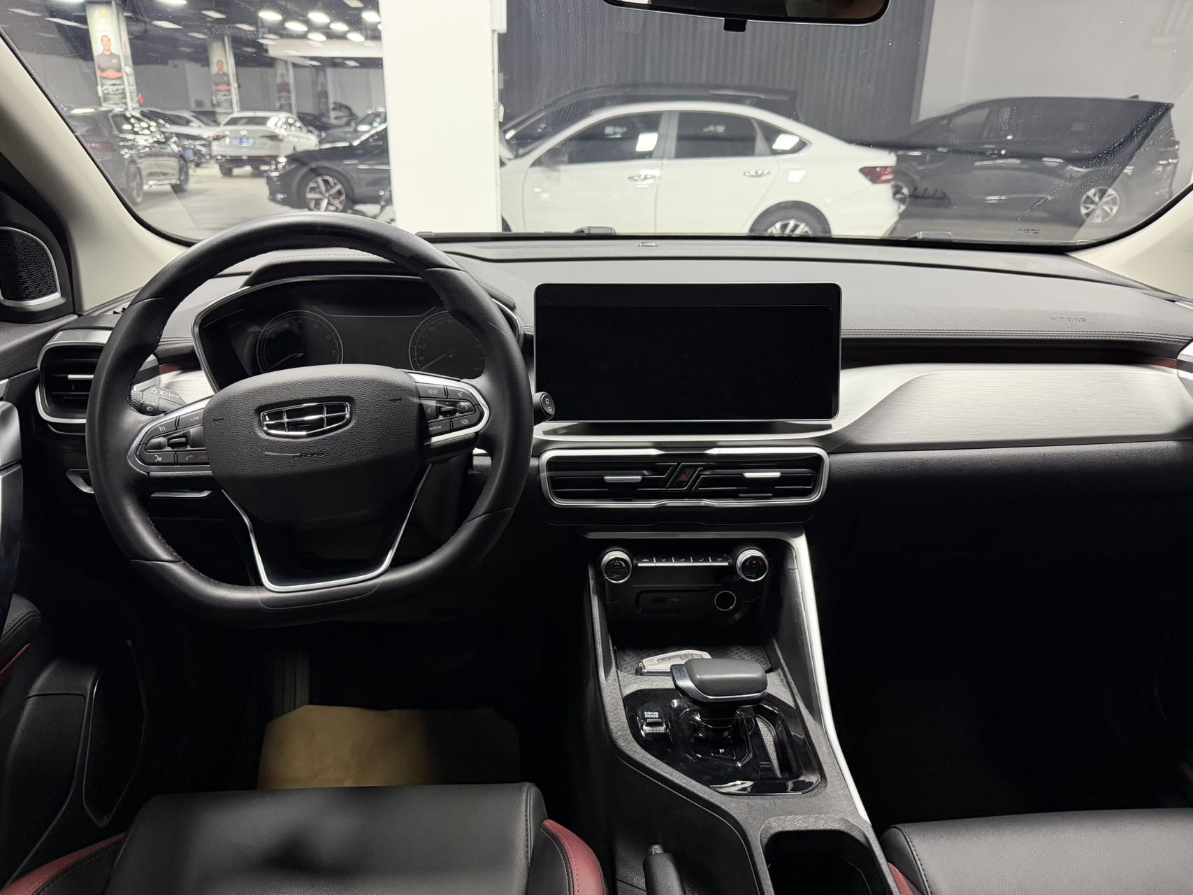 GEELY Coolray 2022 car image #6