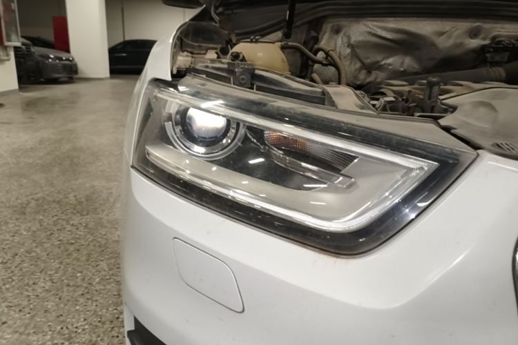 Audi Q3 2015 #8 Audi Q3 2015 car image #8