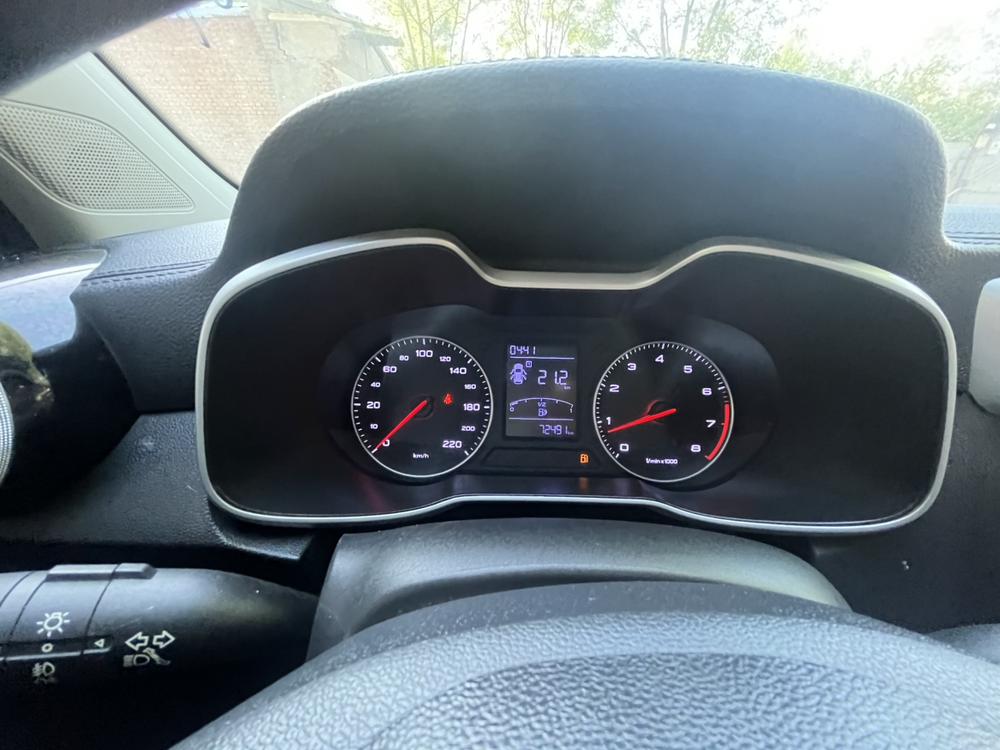 MG ZS 2018 car image #8