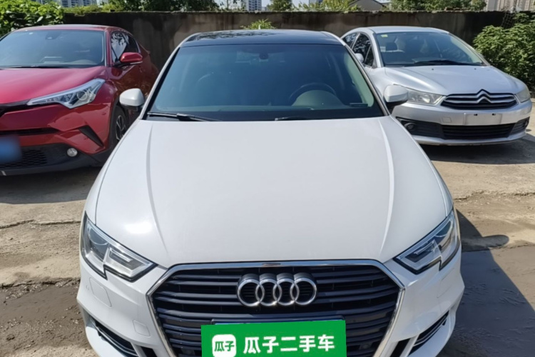 Audi A3 2017 car image #3