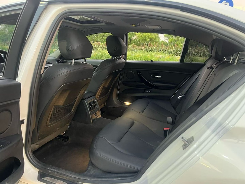 BMW 3 Series 2019 #6 BMW 3 Series 2019 car image #6