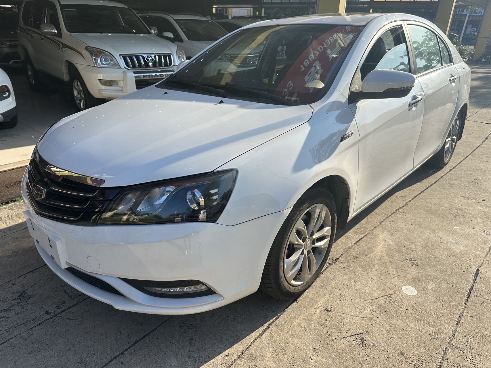 GEELY Emgrand 2016 GEELY Emgrand 2016 car image