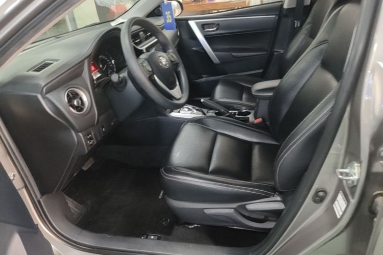 Toyota Corolla 2019 #19 Toyota Corolla 2019 car image #19