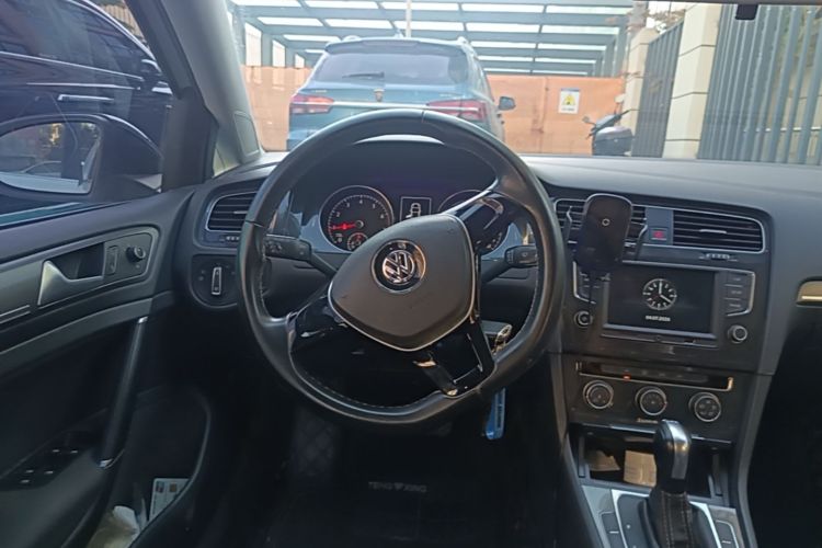 Volkswagen Golf 2017 #12 Volkswagen Golf 2017 car image #12