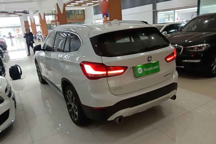 BMW X1 2020 car image #7