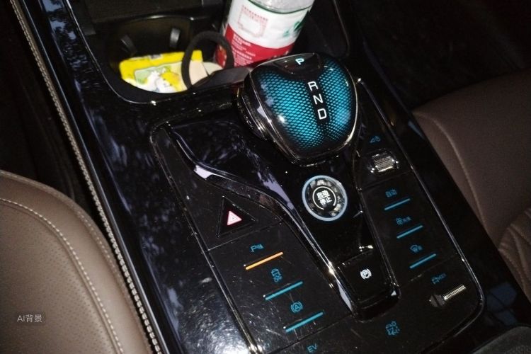 BYD Han 2023 car image #16