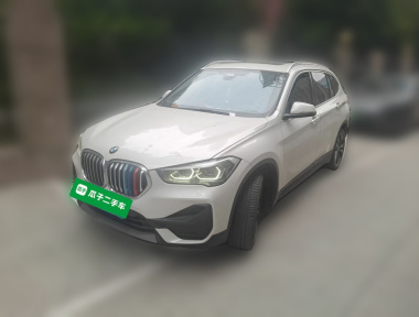 BMW X1 2021 BMW X1 2021 car image