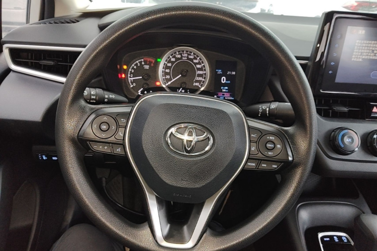 Toyota Corolla 2024 immagine di auto #11
