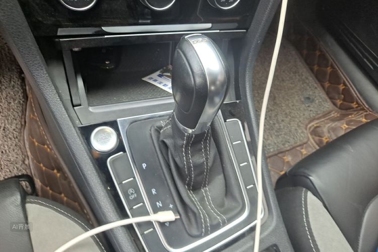 Volkswagen Golf 2019 #16 Volkswagen Golf 2019 car image #16