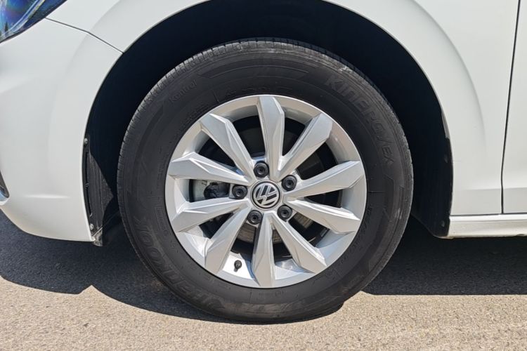 Volkswagen Bora 2019 صورة سيارة #9