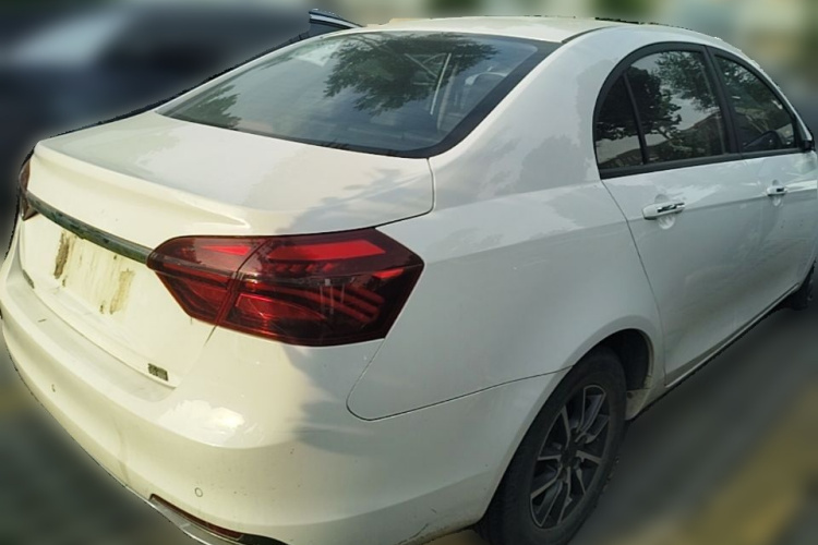 GEELY Emgrand 2020 #7 GEELY Emgrand 2020 car image #7