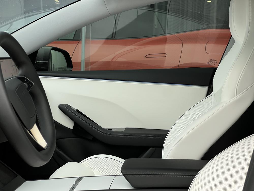 Tesla Model 3 2024 #11 Tesla Model 3 2024 car image #11