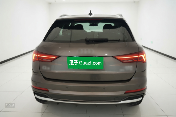 Audi Q3 2020 car image #6