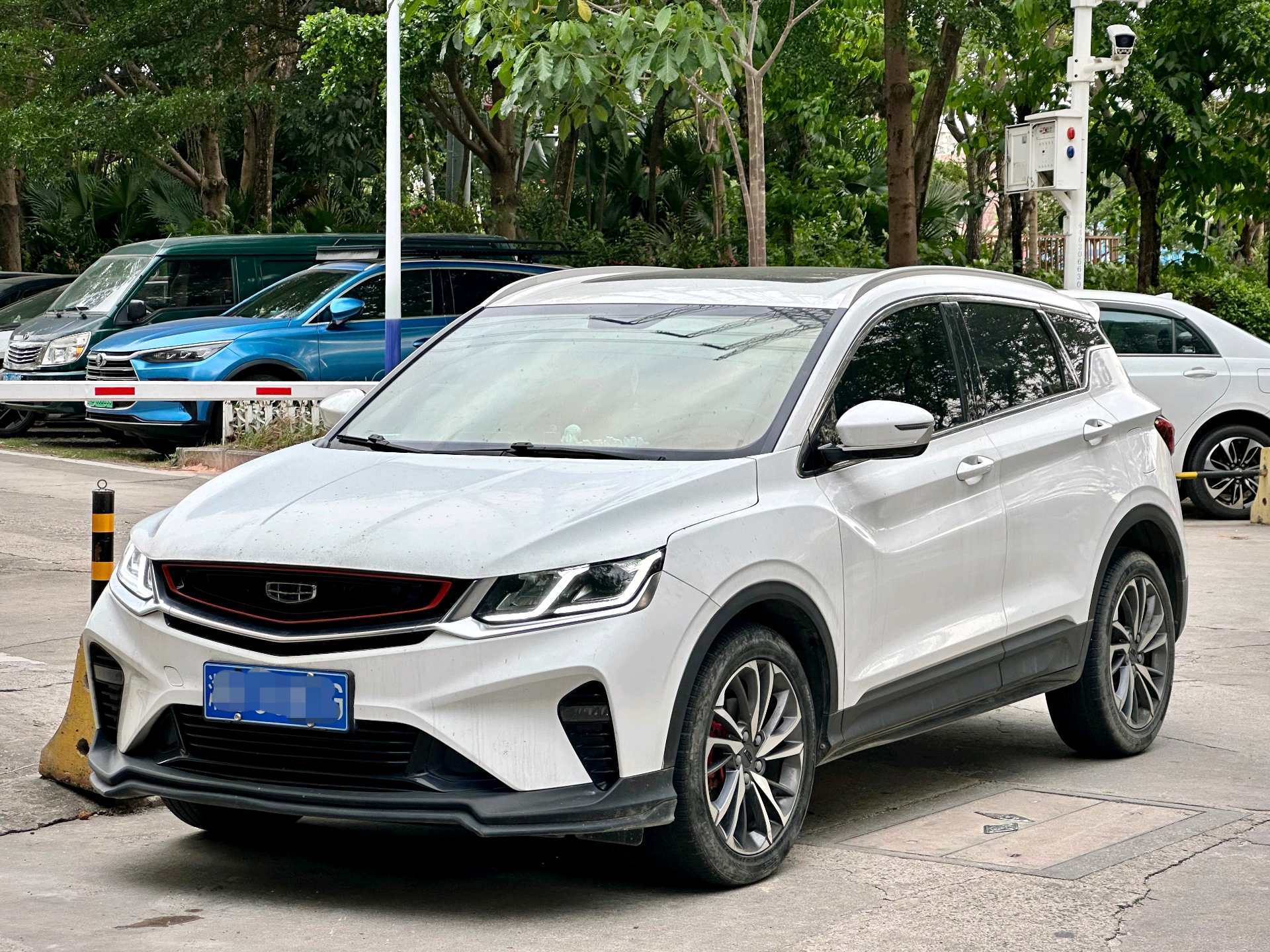 GEELY Coolray 2019 GEELY Coolray 2019 car image