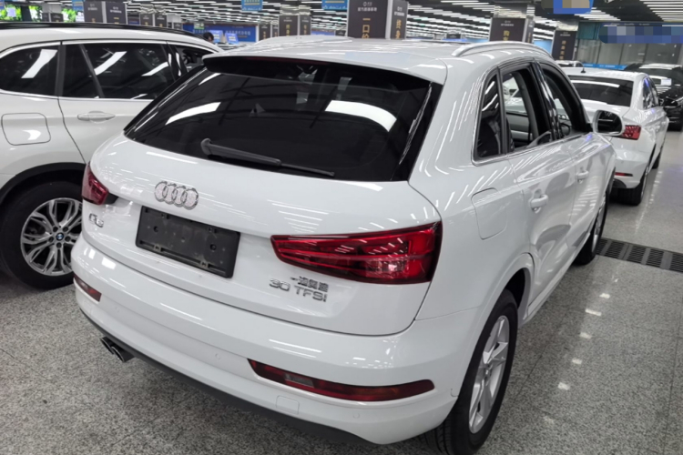 Audi Q3 2016 #7 Audi Q3 2016 car image #7