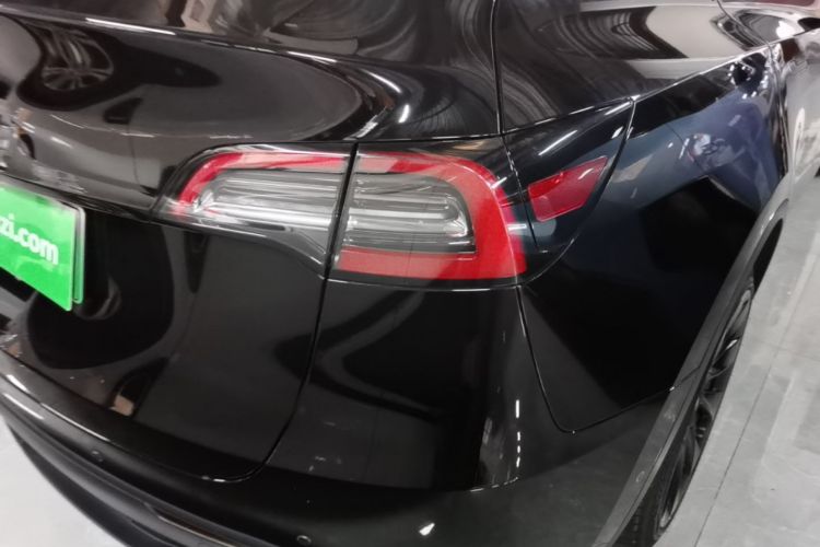 Tesla Model Y 2023 #8 Tesla Model Y 2023 car image #8