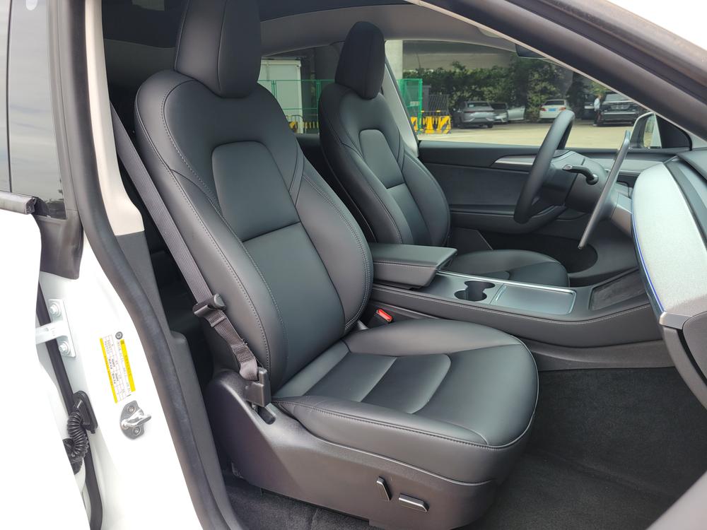 Tesla Model Y 2023 #20 Tesla Model Y 2023 car image #20