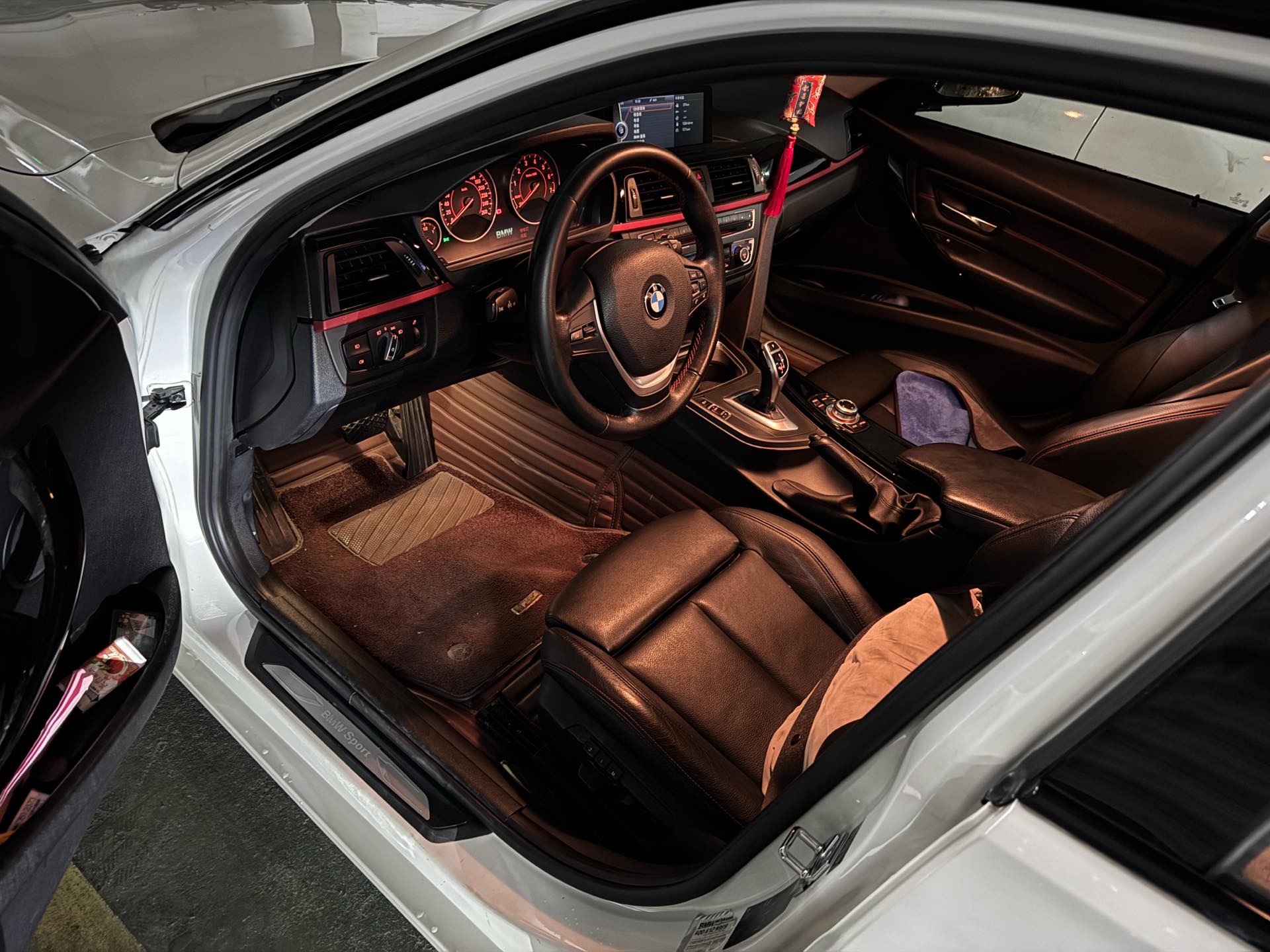BMW 3 Series (Imported) 2012 #6 BMW 3 Series (Imported) 2012 car image #6