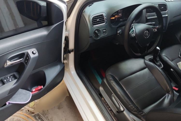Volkswagen Polo 2017 #9 Volkswagen Polo 2017 car image #9