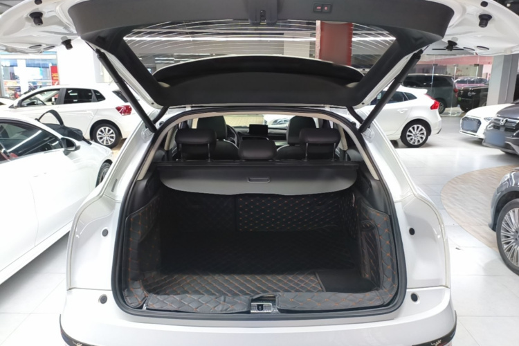 Audi Q3 2017 #19 Audi Q3 2017 car image #19