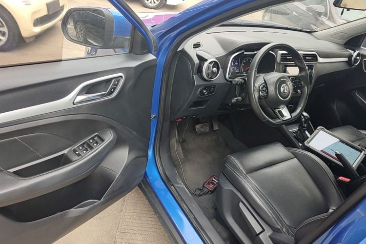 MG ZS 2017 #16 MG ZS 2017 car image #16