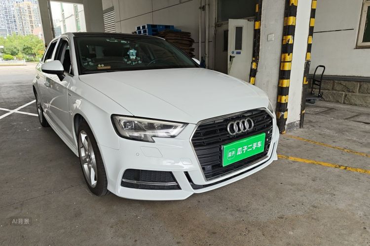 Audi A3 2019 car image #4
