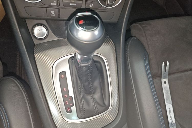 Audi Q3 2019 #14 Audi Q3 2019 car image #14