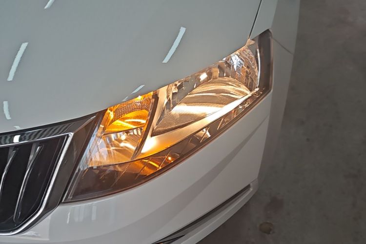 Skoda Rapid 2018 #23 Skoda Rapid 2018 car image #23