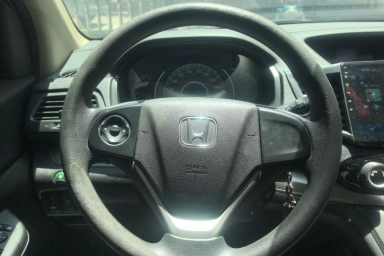 Honda CR-V 2016 immagine di auto #11