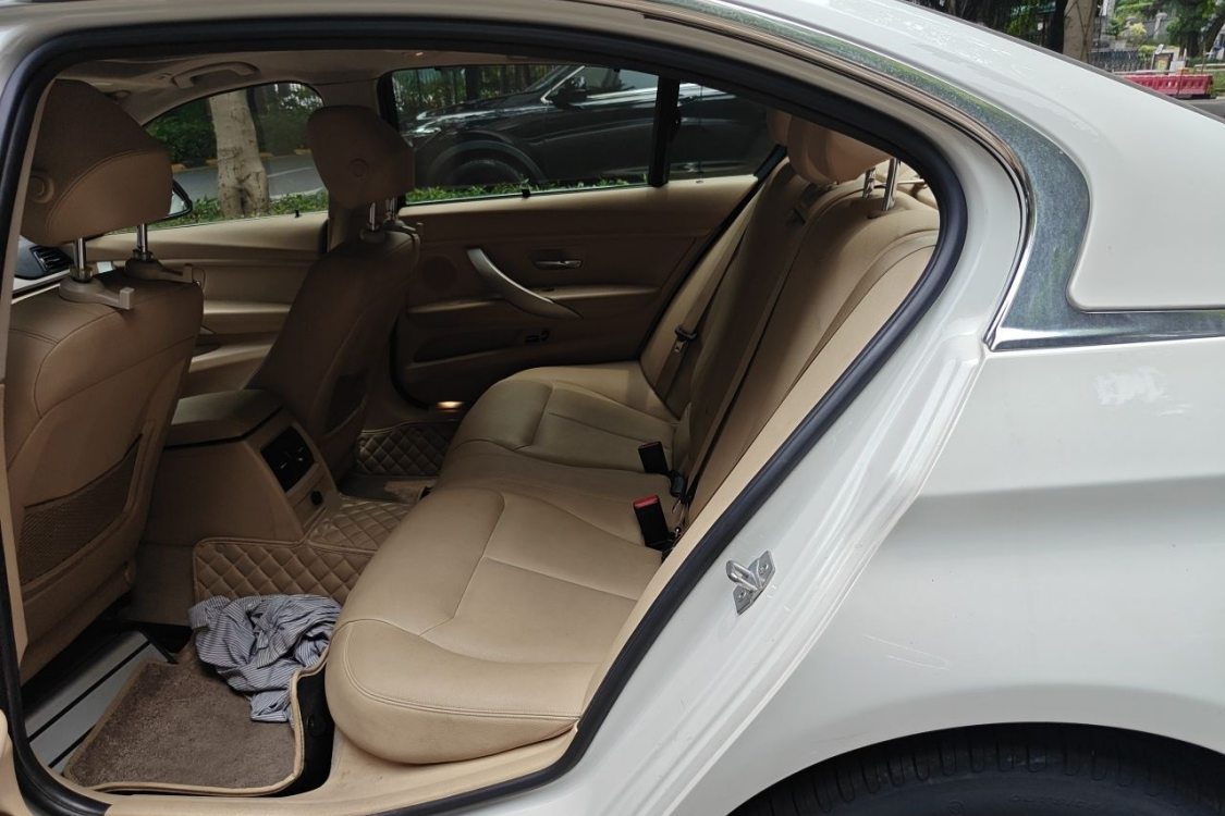 BMW 3 Series 2014 car image #21