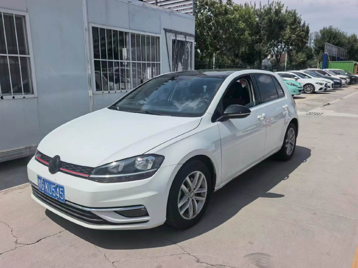 Volkswagen Golf 2018 Volkswagen Golf 2018 immagine di auto