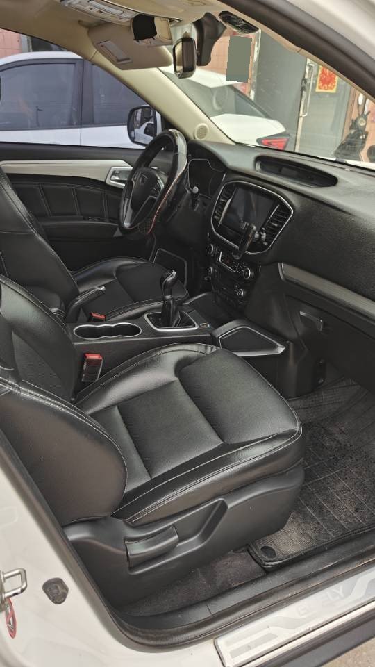 GEELY Vision X6 2017 car image #8