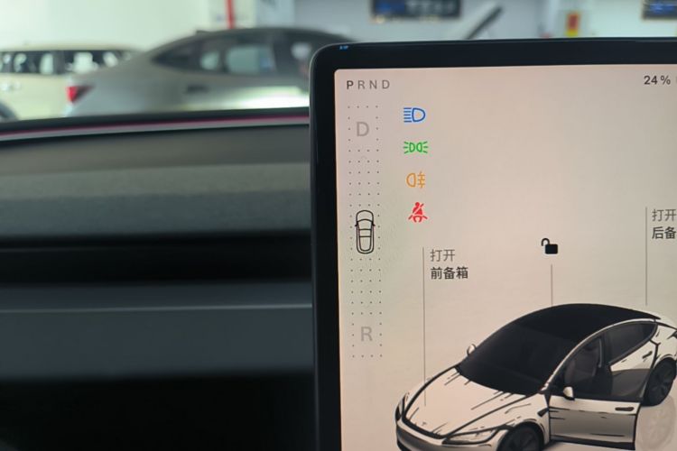 Tesla Model 3 2024 #14 Tesla Model 3 2024 immagine di auto #14