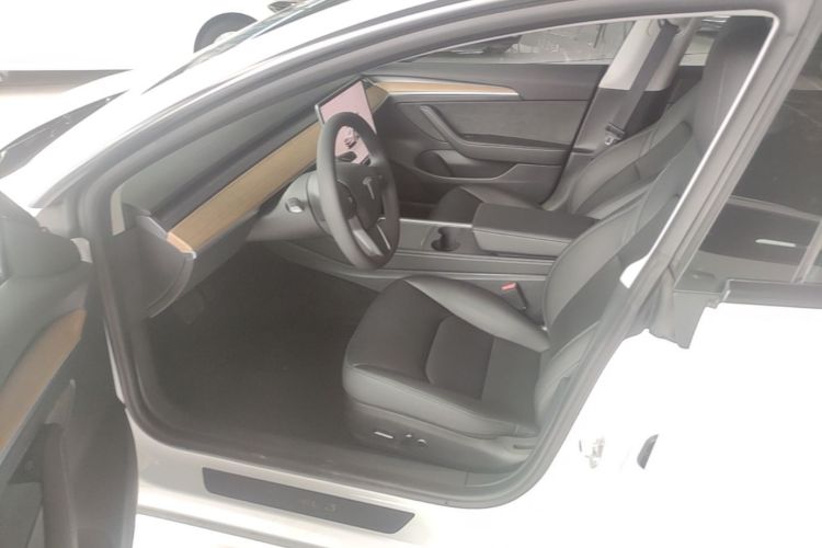 Tesla Model 3 2023 #15 Tesla Model 3 2023 car image #15