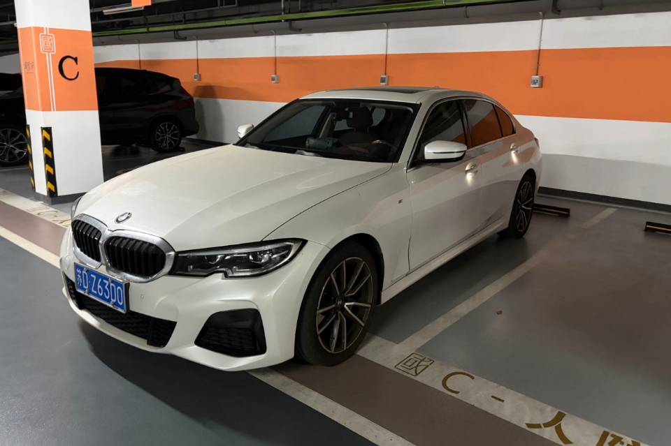 BMW 3 Series 2021 BMW 3 Series 2021 car image