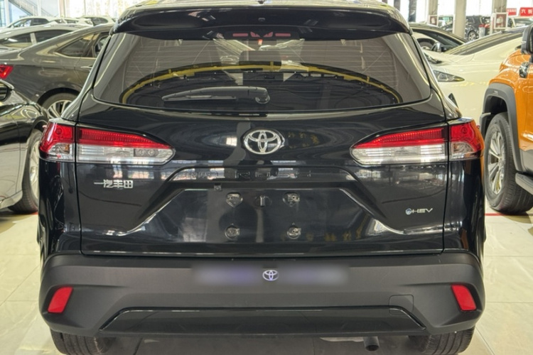 Toyota Corolla Cross 2024 immagine di auto #6