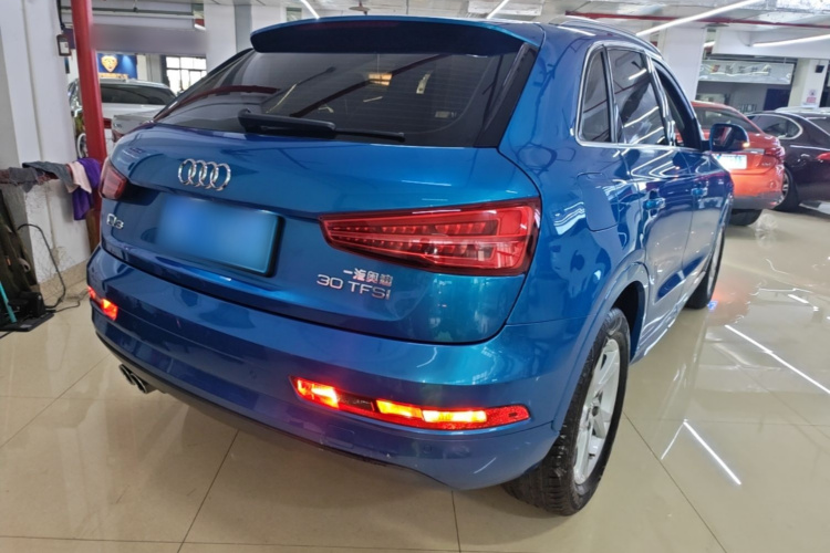 Audi Q3 2018 #7 Audi Q3 2018 car image #7