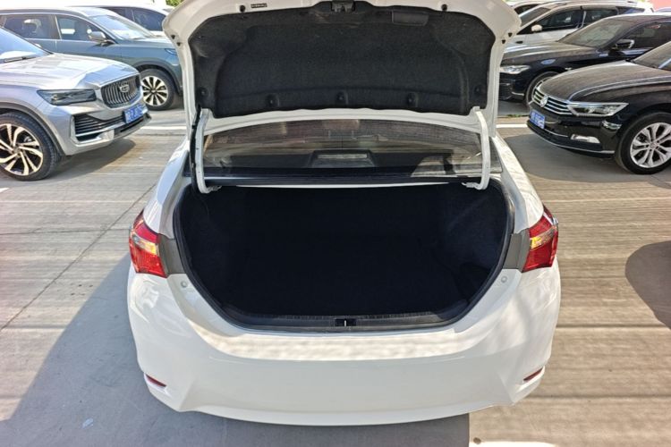 Toyota Corolla 2018 #19 Toyota Corolla 2018 car image #19